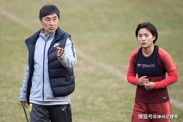 安帅驳梅西哈维:皇马夺欧冠不靠运气 善于控细节
