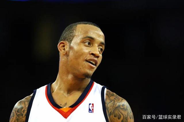 李磊：应该总结这10场世预赛 我们的错误就没白犯