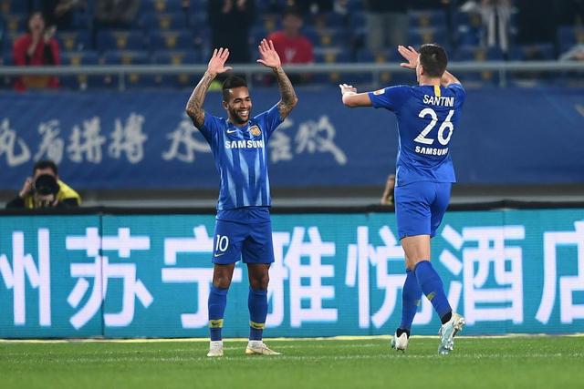 武汉三镇vs浦项制铁：阿齐兹抽射破门 三镇1-0领先